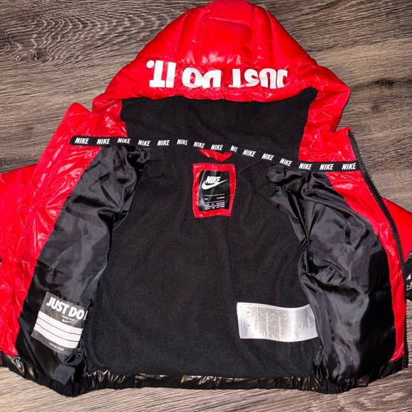 Nike Kids Puffer Jacket in Red and Black - Picture 1 of 2